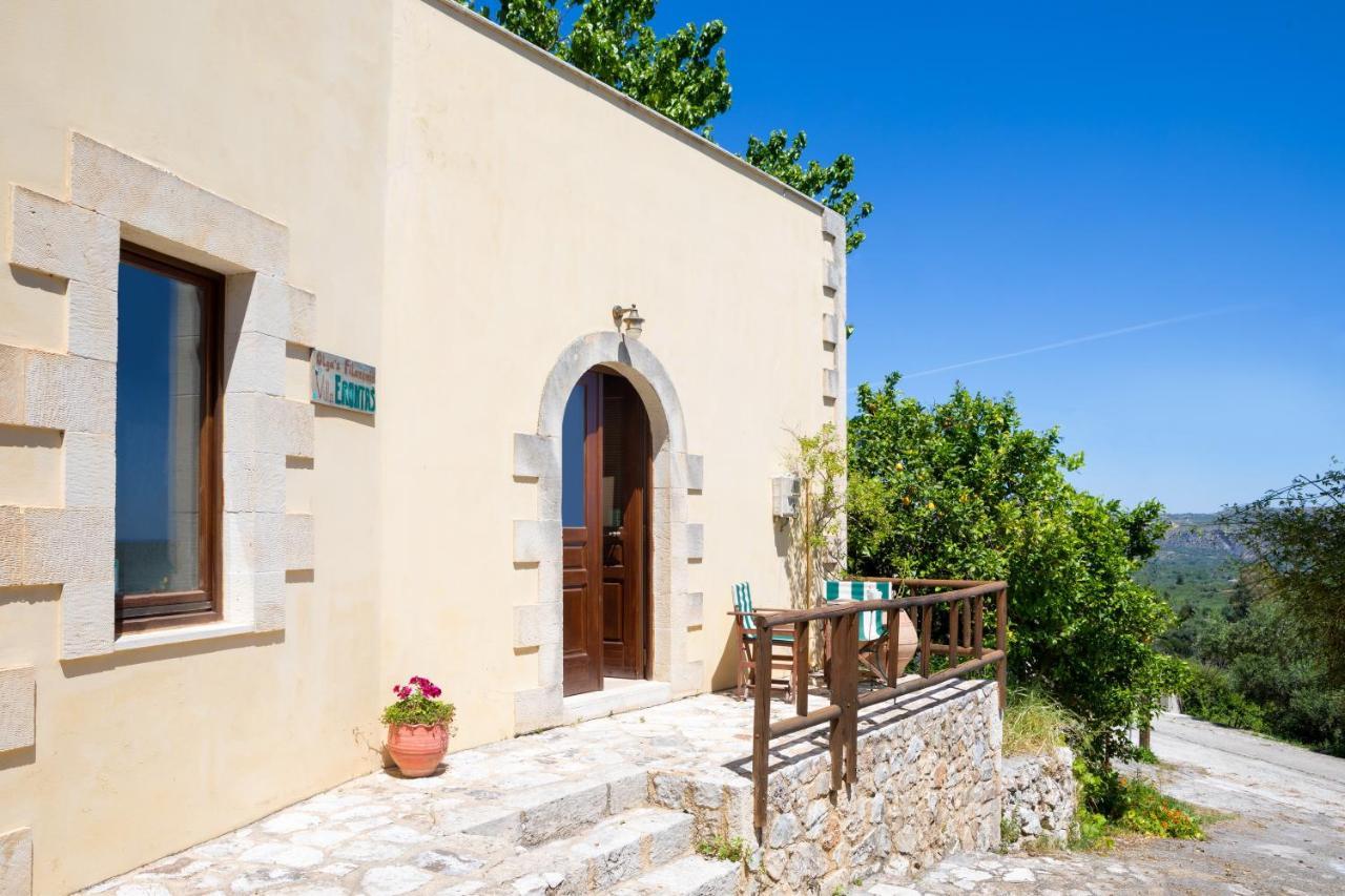 Villa Erontas - Private Heated Jacuzzi Makhairoí エクステリア 写真